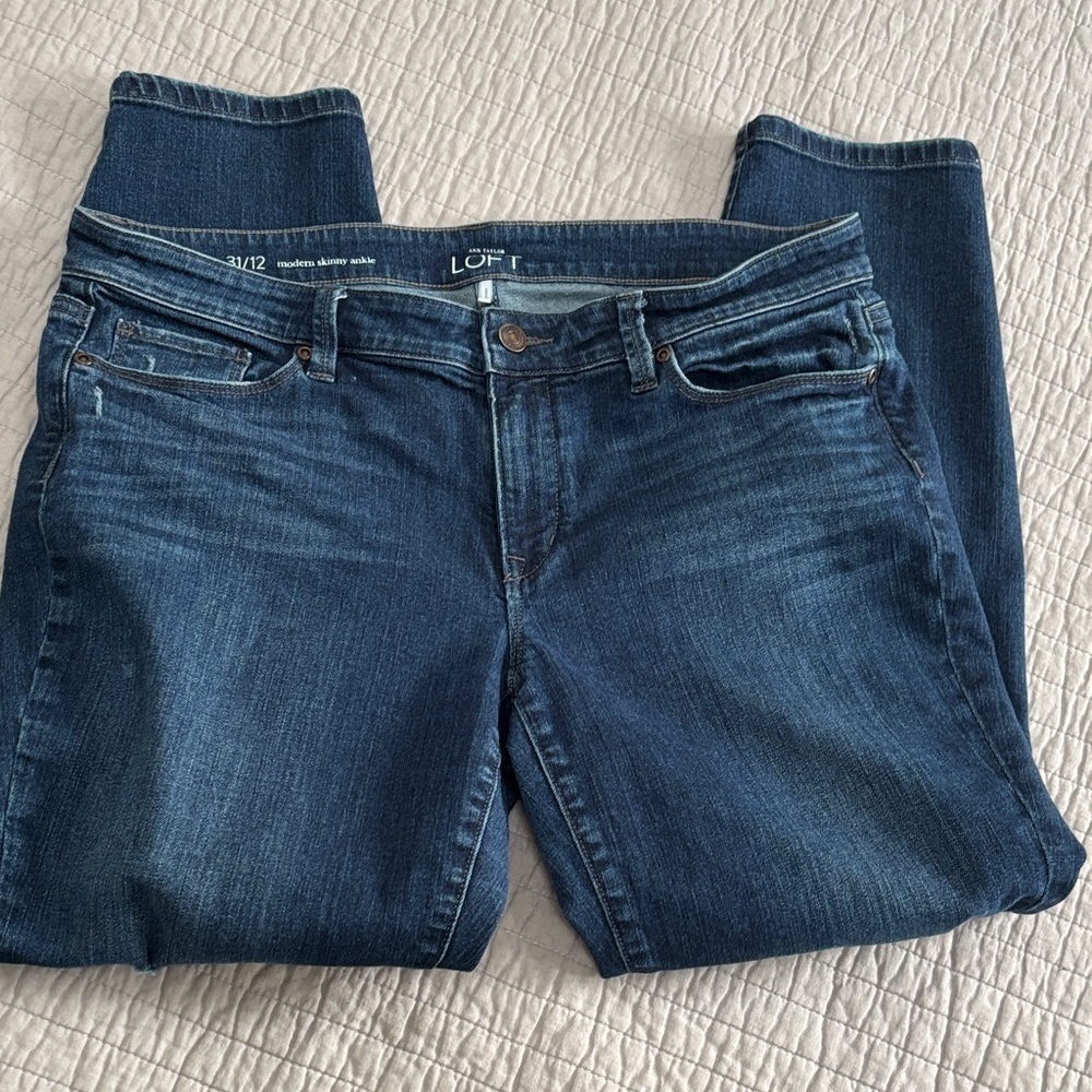 LOFT Modern Skinny Ankle Jeans Distressed Medium Wash 31/12